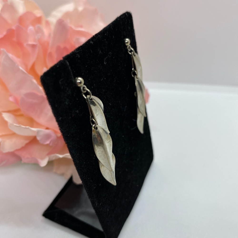 Vintage Silver Leaf Delicate Dangle Earrings - image 2